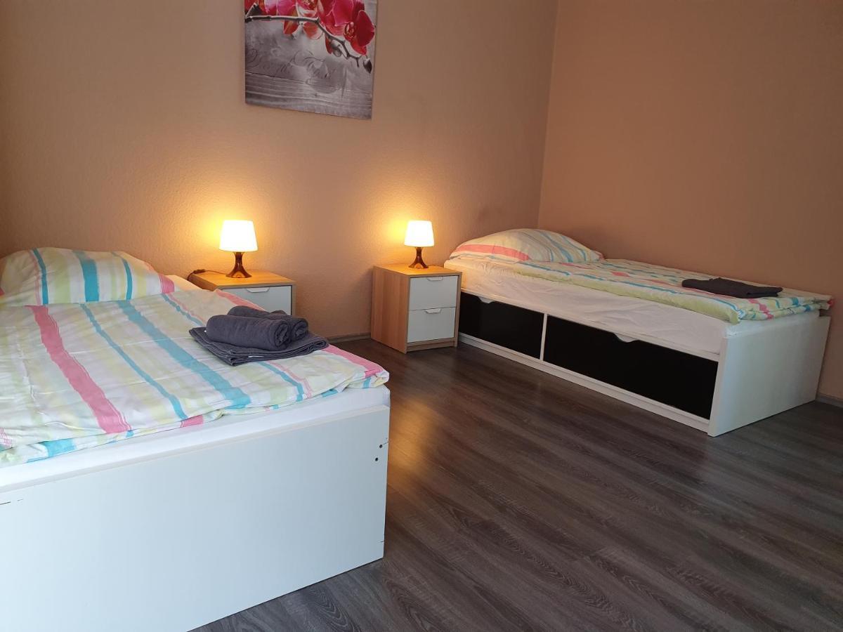 Grosse Ferienwohnung An Der Rheinpromenade Three Duisburg Exteriér fotografie