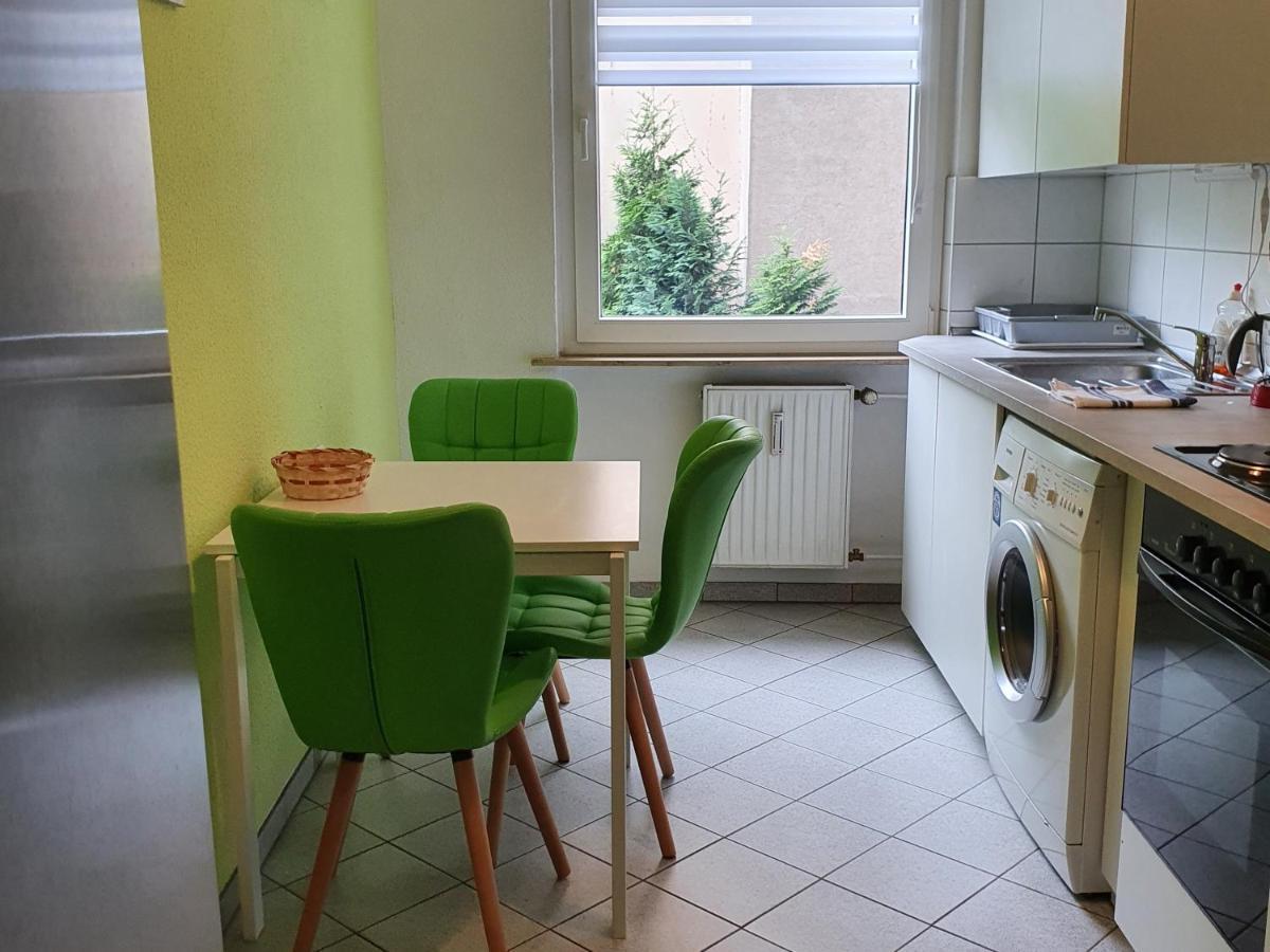 Grosse Ferienwohnung An Der Rheinpromenade Three Duisburg Exteriér fotografie