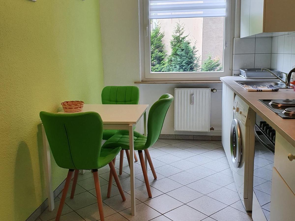 Grosse Ferienwohnung An Der Rheinpromenade Three Duisburg Exteriér fotografie